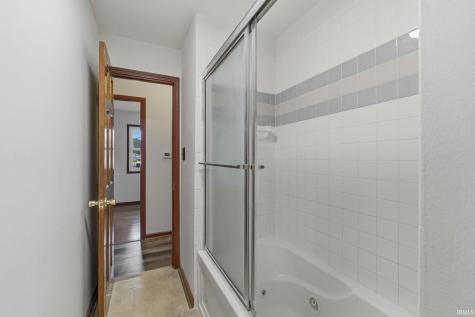 6421 Baytree Drive Fort Wayne IN 46825