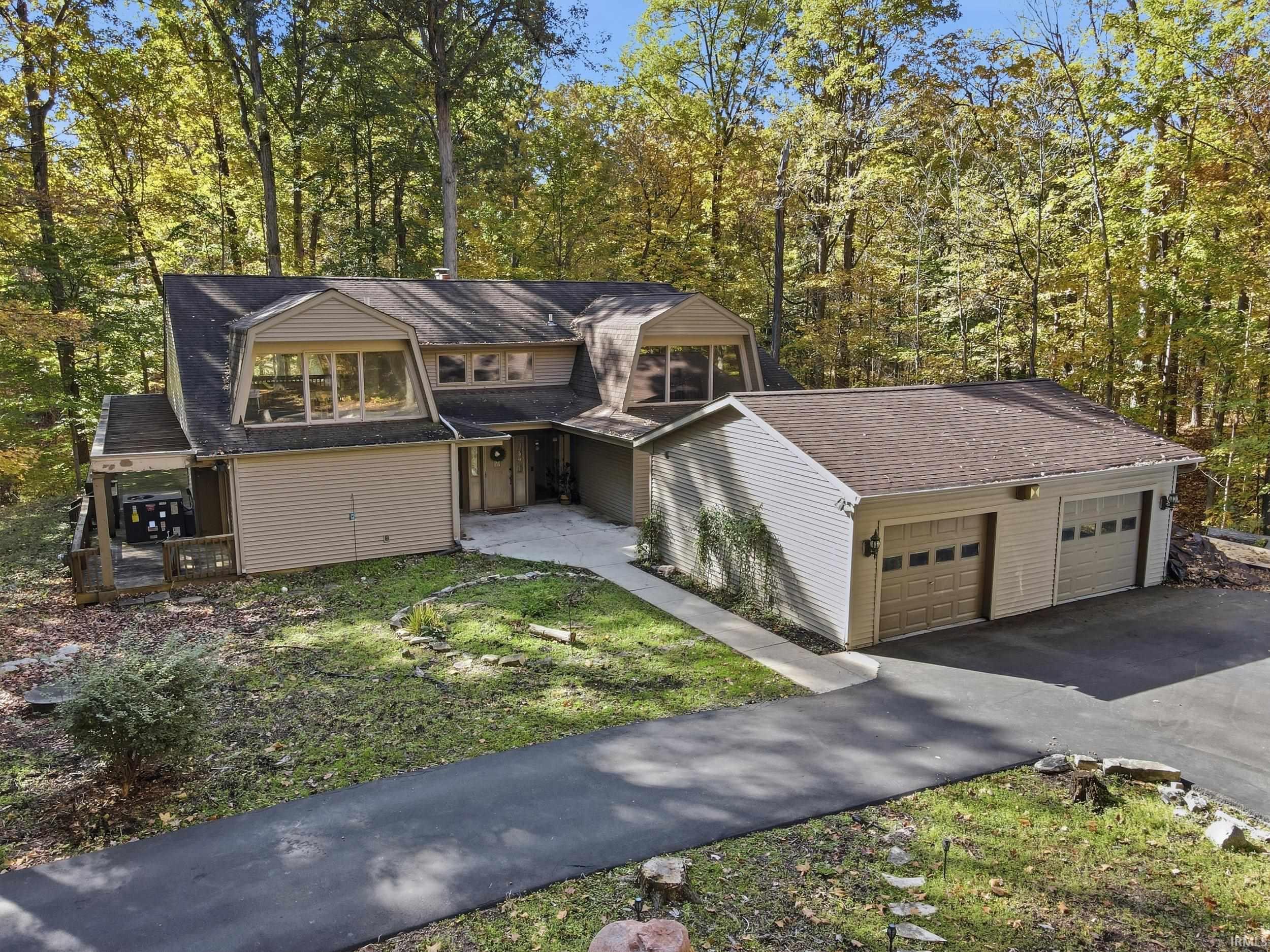 2210 Springmill Road Fort Wayne IN 46845