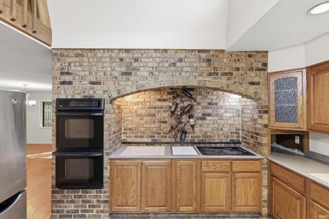 2210 Springmill Road Fort Wayne IN 46845