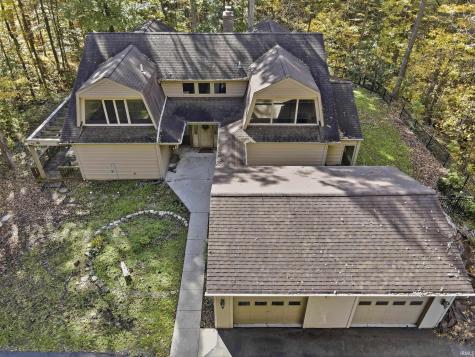 2210 Springmill Road Fort Wayne IN 46845