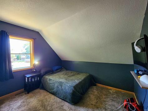 0707 S Oakwood Drive Cromwell IN 46732