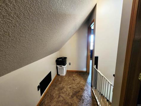 0707 S Oakwood Drive Cromwell IN 46732