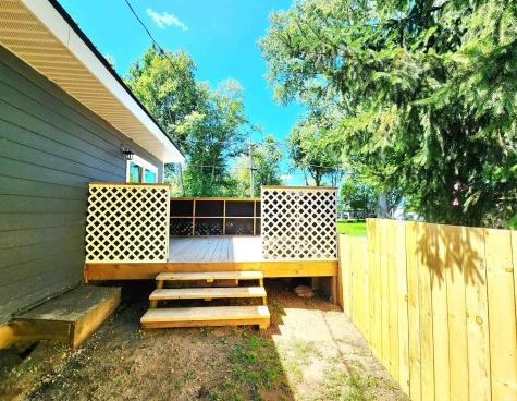 0707 S Oakwood Drive Cromwell IN 46732