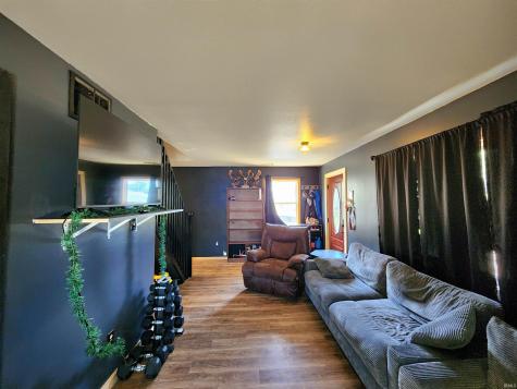 0707 S Oakwood Drive Cromwell IN 46732