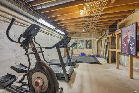 11709 Woodstream Ridge Court Fort Wayne IN 46845