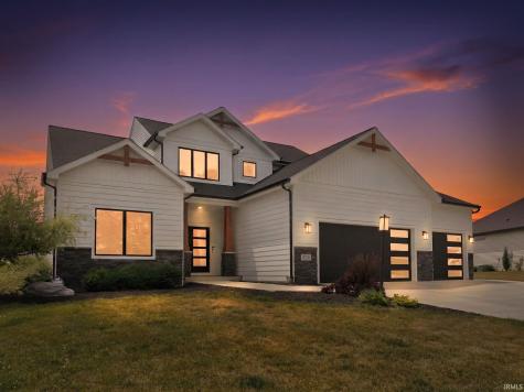 576 Sandringham Pass Fort Wayne IN 46845