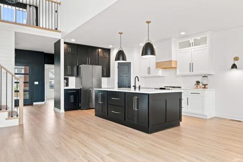 576 Sandringham Pass Fort Wayne IN 46845