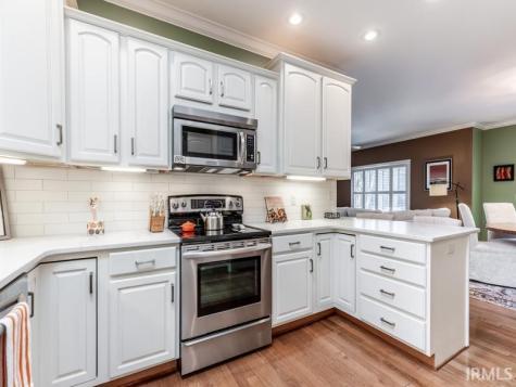5313 Hallmark Avenue Evansville IN 47715