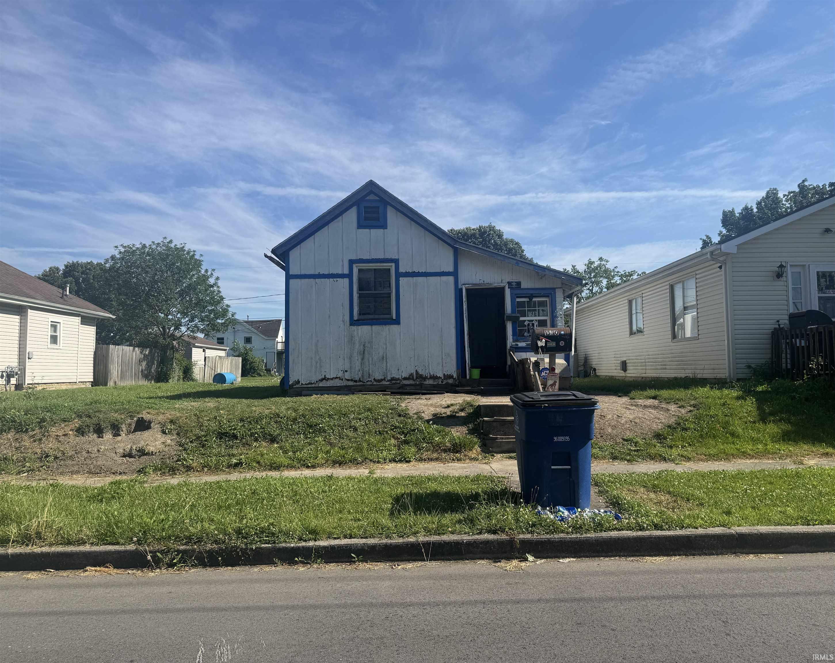 1613 W Jeffras Avenue Marion IN 46952