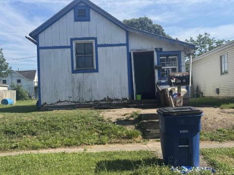 1613 W Jeffras Avenue Marion IN 46952