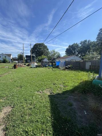 1613 W Jeffras Avenue Marion IN 46952