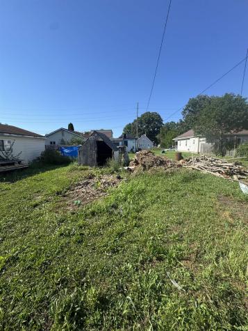 1613 W Jeffras Avenue Marion IN 46952