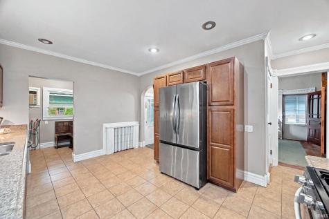857 E Clinton Street Frankfort IN 46041