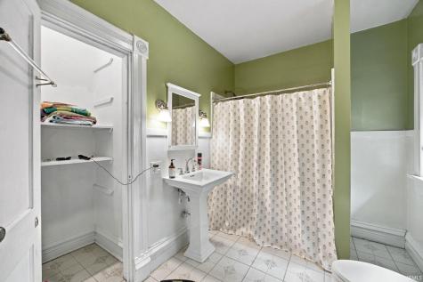 857 E Clinton Street Frankfort IN 46041