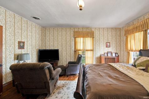 857 E Clinton Street Frankfort IN 46041