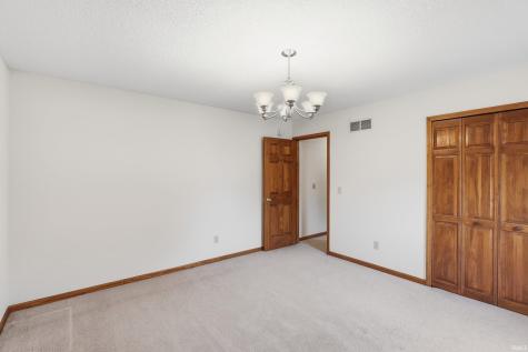 2831 Briardale Drive Fort Wayne IN 46825