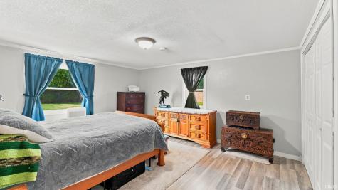 4852 Evard Road Fort Wayne IN 46835