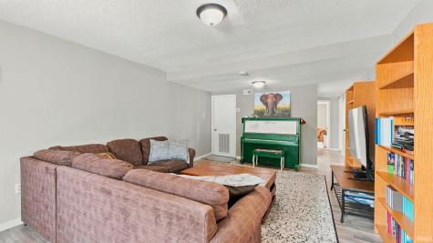 4852 Evard Road Fort Wayne IN 46835