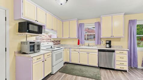 4852 Evard Road Fort Wayne IN 46835
