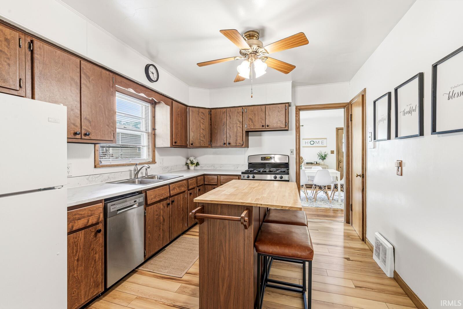2025 Prairie Avenue South Bend IN 46613