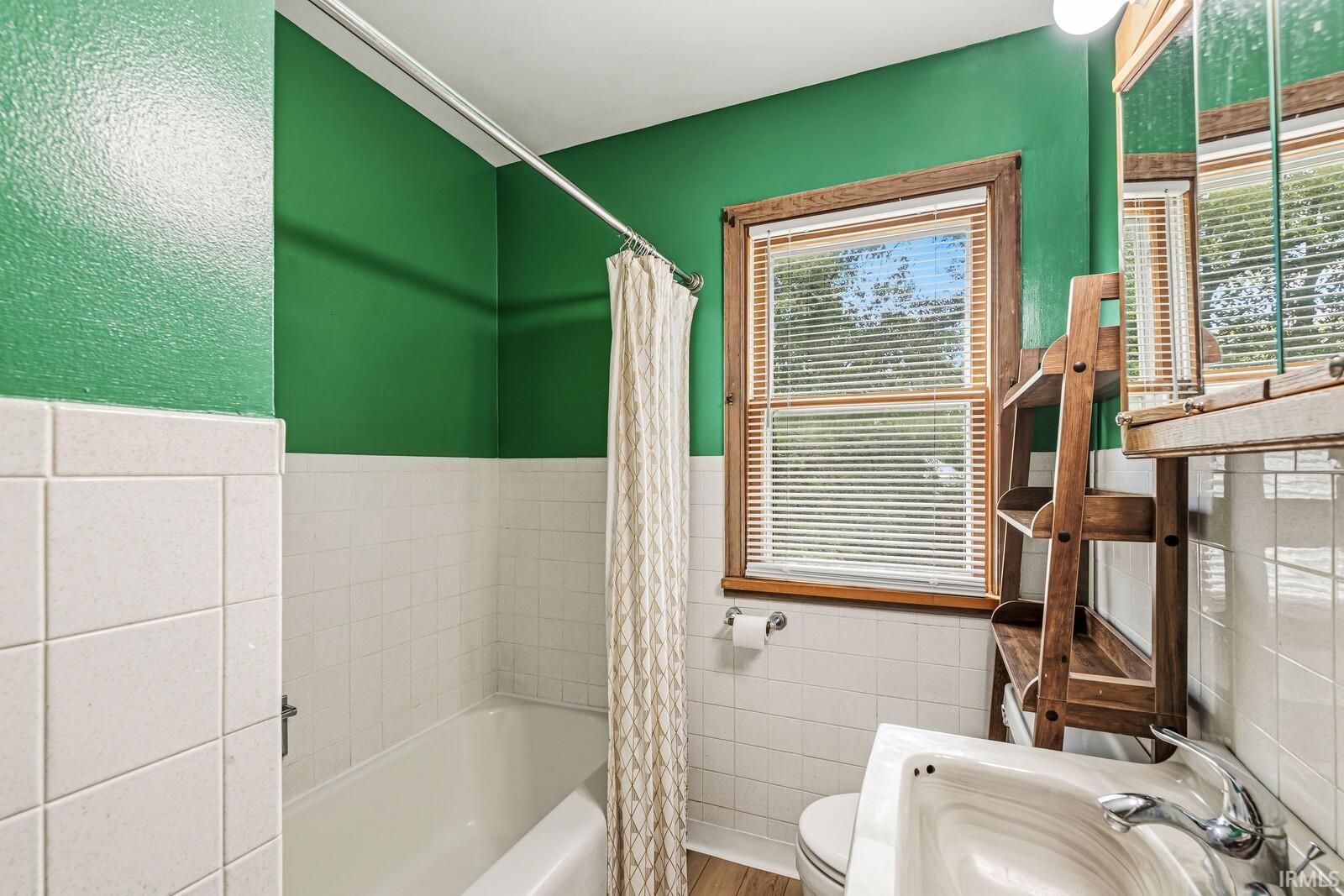 2025 Prairie Avenue South Bend IN 46613