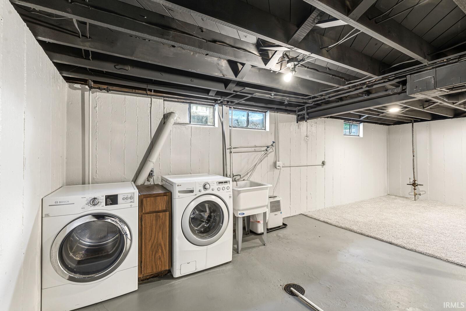 2025 Prairie Avenue South Bend IN 46613