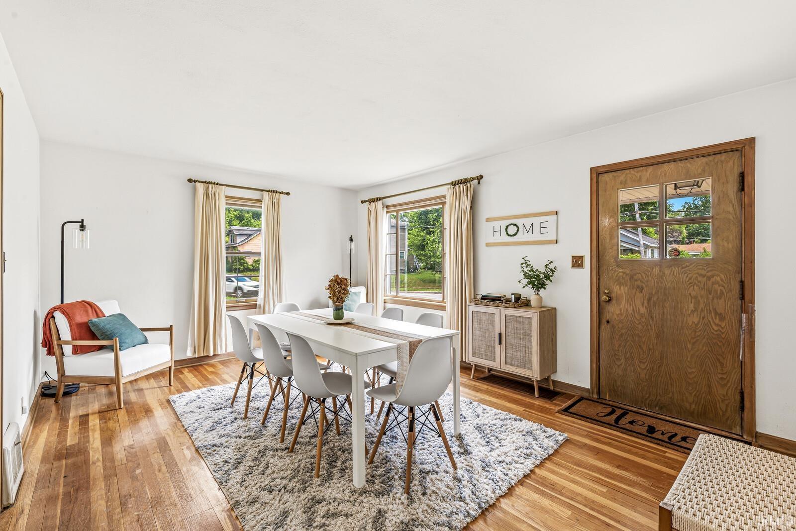 2025 Prairie Avenue South Bend IN 46613