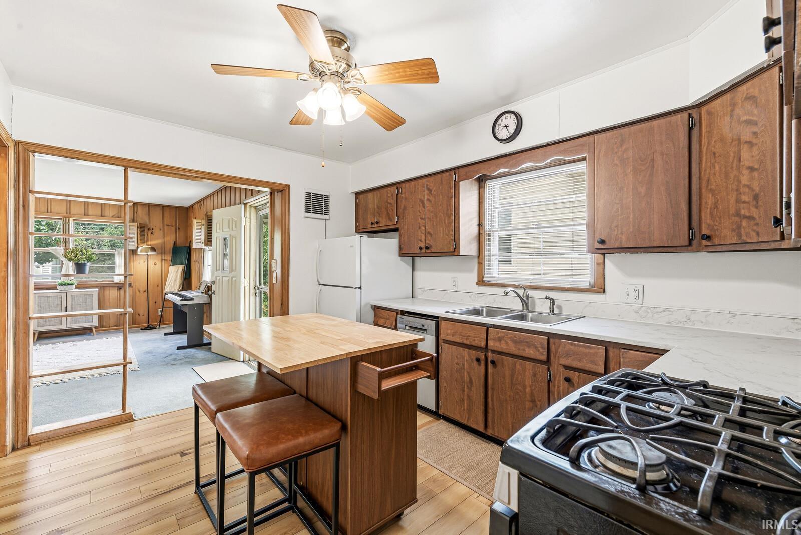 2025 Prairie Avenue South Bend IN 46613