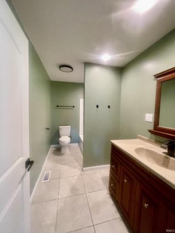 609 W Main Street Bruceville IN 47516