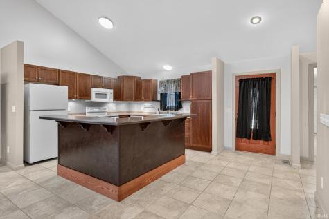 1263 E 75 N Logansport IN 46947