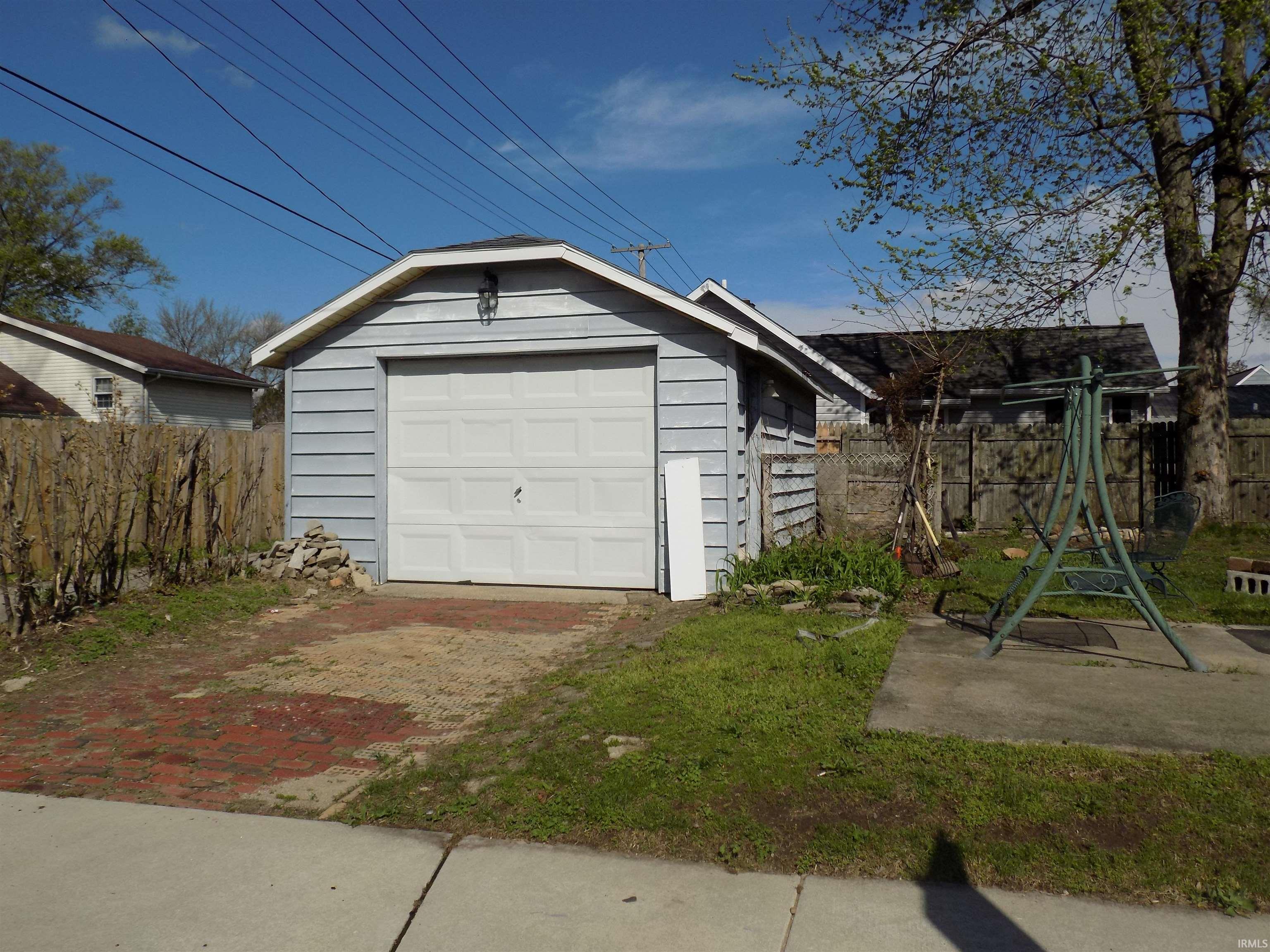 2536 Milburn Boulevard Mishawaka IN 46544