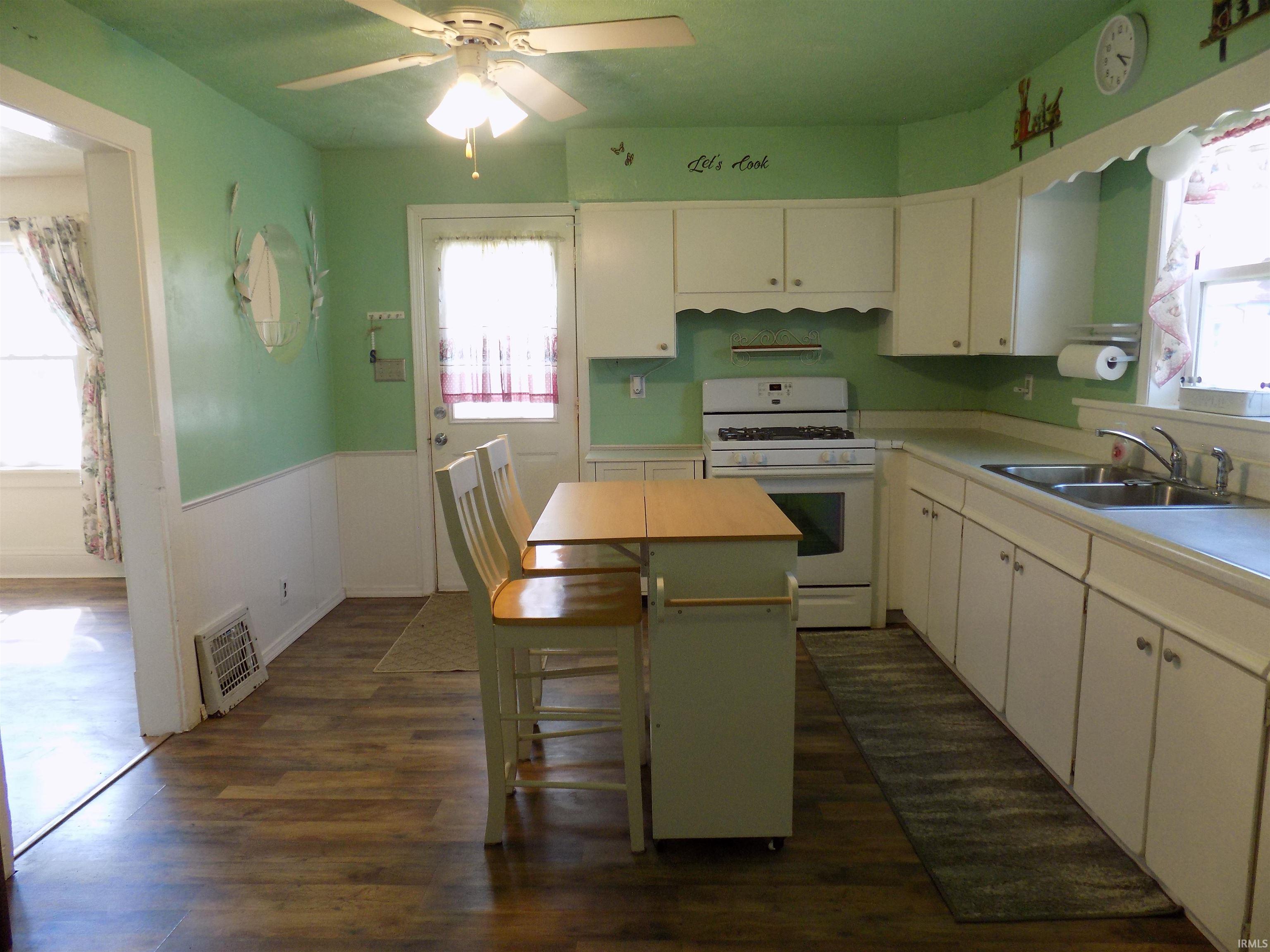 2536 Milburn Boulevard Mishawaka IN 46544