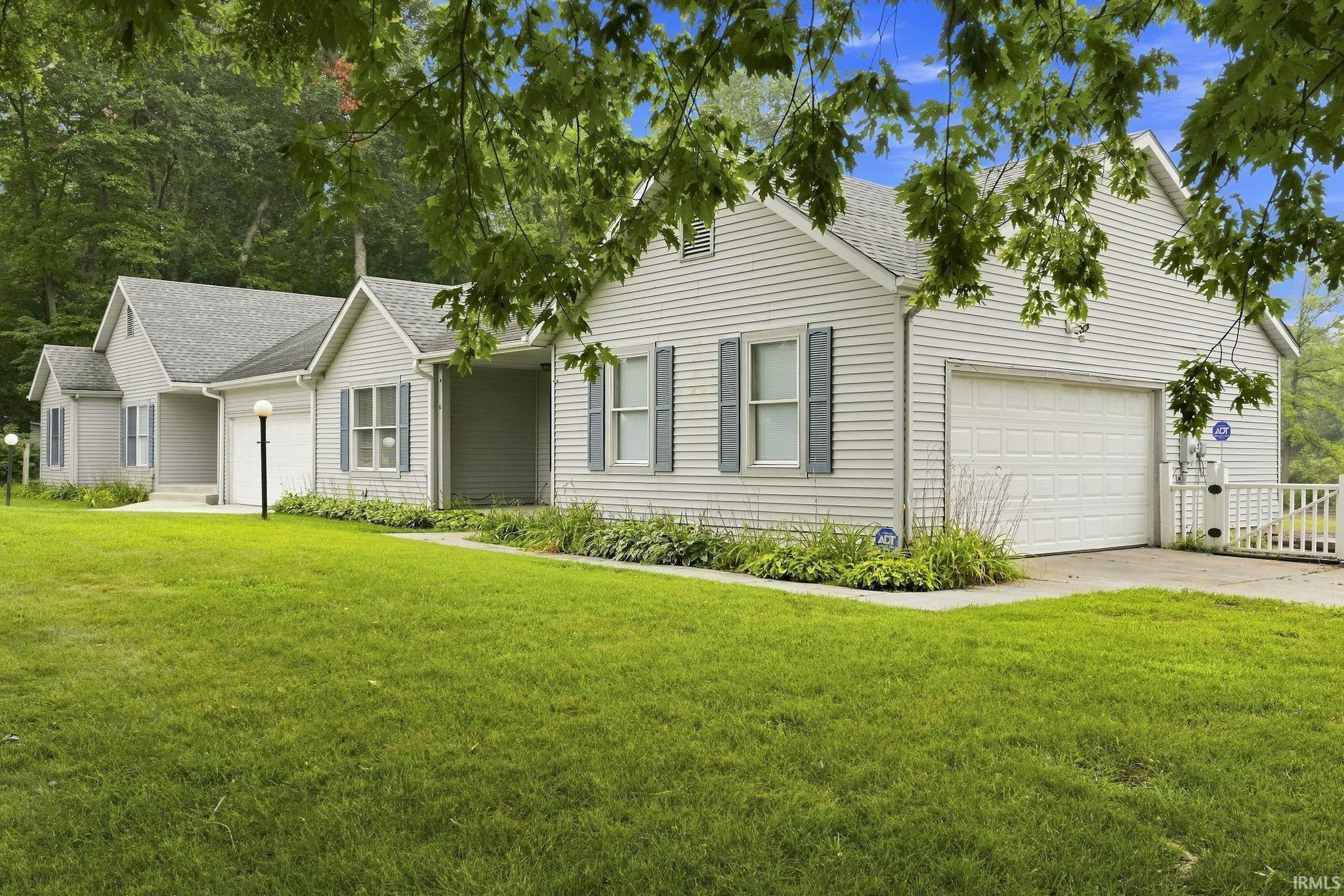 26642 Sturdy Oak Drive Elkhart IN 46514