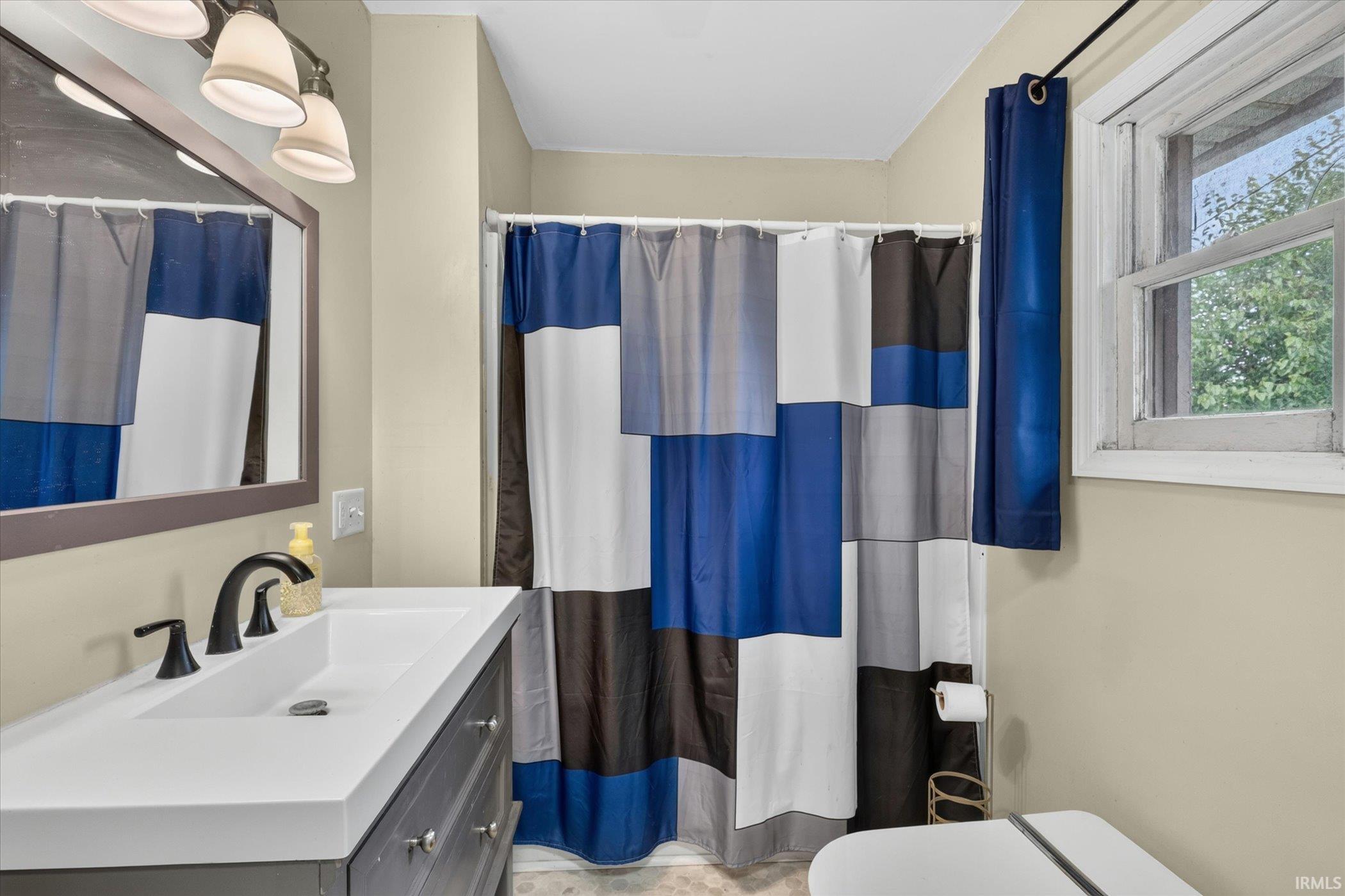 61384 Oak Road South Bend IN 46614
