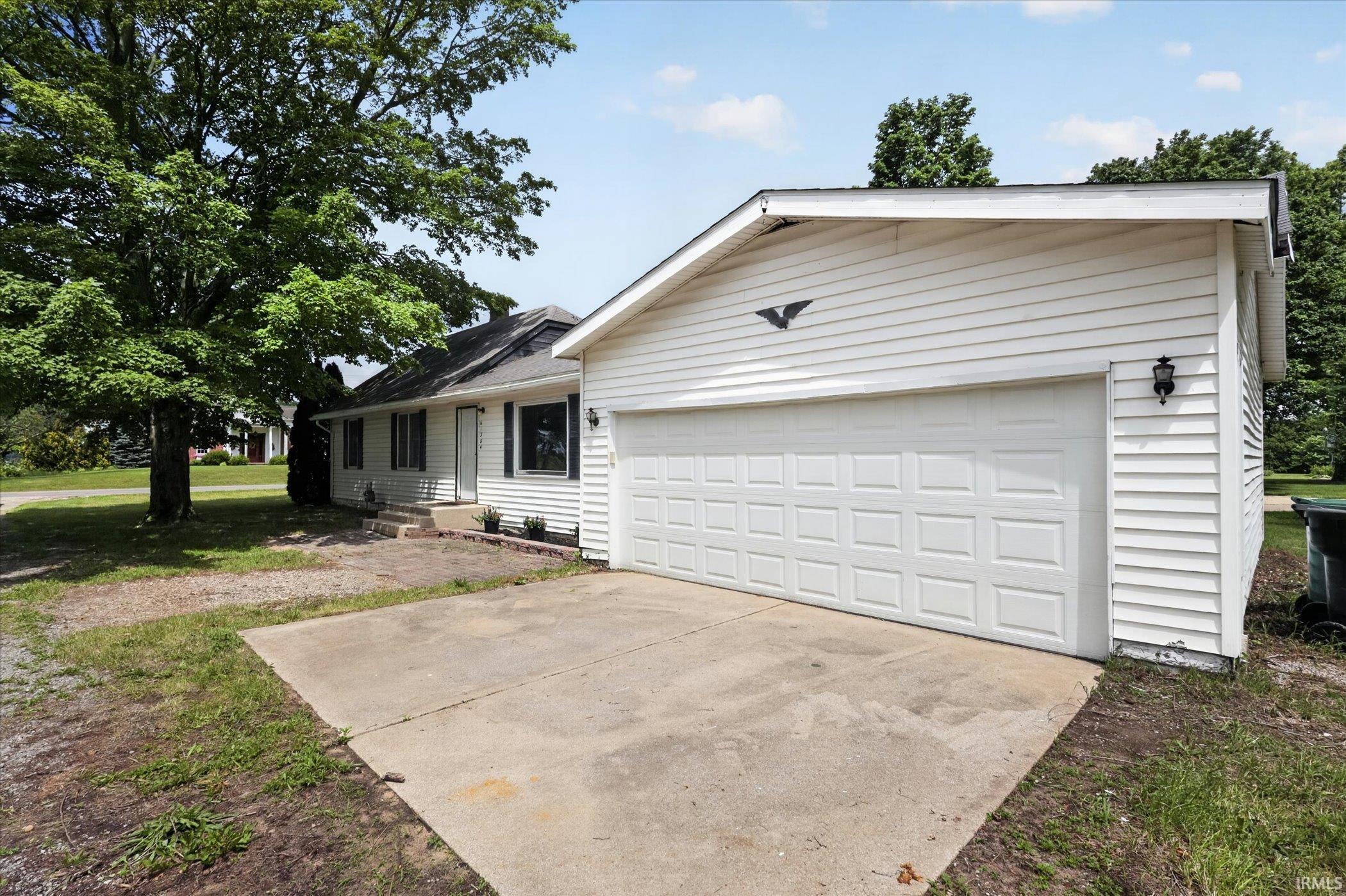 61384 Oak Road South Bend IN 46614