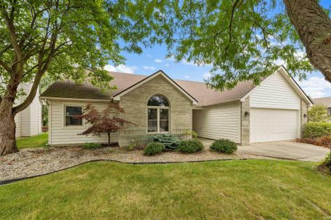 10911 Mill Lake Cove Fort Wayne IN 46845