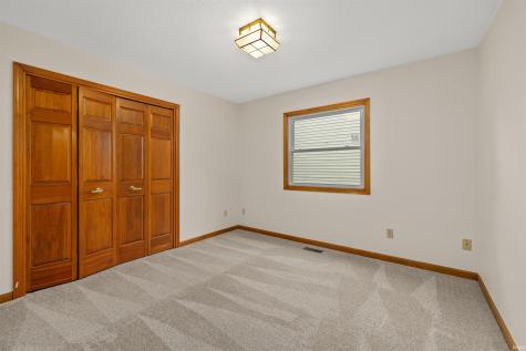 10911 Mill Lake Cove Fort Wayne IN 46845