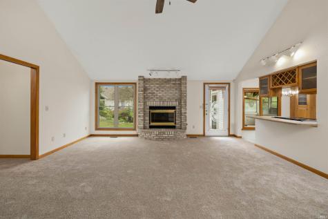 10911 Mill Lake Cove Fort Wayne IN 46845