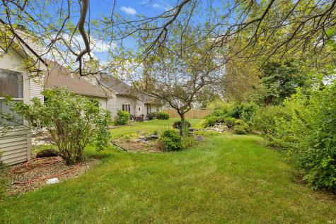 10911 Mill Lake Cove Fort Wayne IN 46845