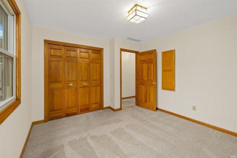 10911 Mill Lake Cove Fort Wayne IN 46845