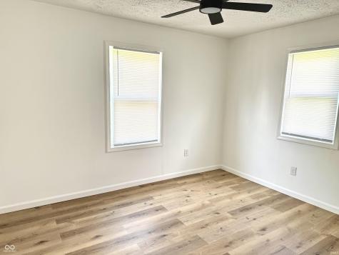 405 E Cowing Drive Muncie IN 47303