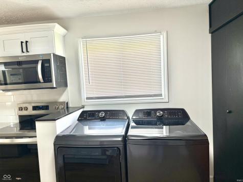 405 E Cowing Drive Muncie IN 47303