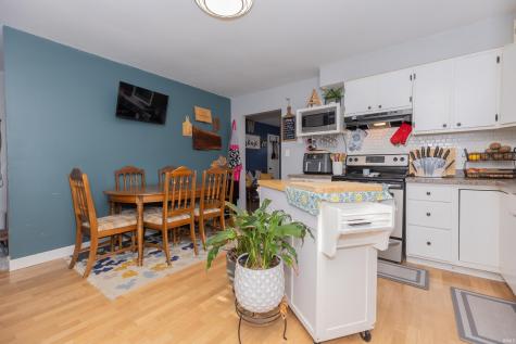 712 Greenfield Road Evansville IN 47715