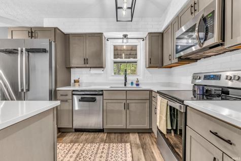 8581 N Goat Hollow Road Mooresville IN 46158