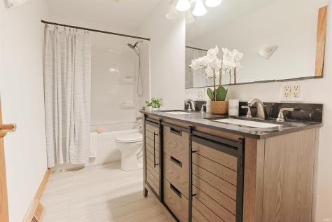 10272 Douglas Road Osceola IN 46561