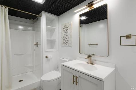 51855 Westwood Forest Drive South Bend IN 46628