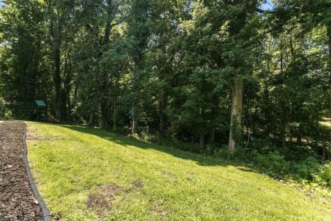 51855 Westwood Forest Drive South Bend IN 46628