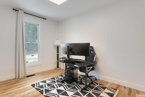 51855 Westwood Forest Drive South Bend IN 46628
