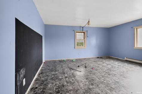 6822 Wayne Trace Fort Wayne IN 46816
