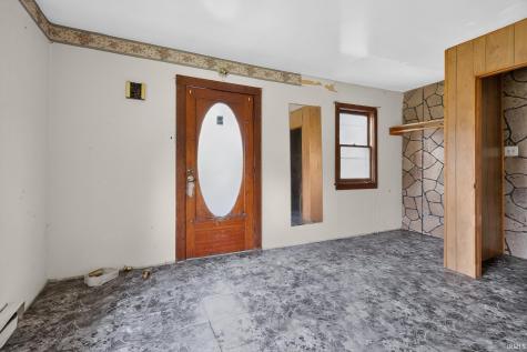 6822 Wayne Trace Fort Wayne IN 46816